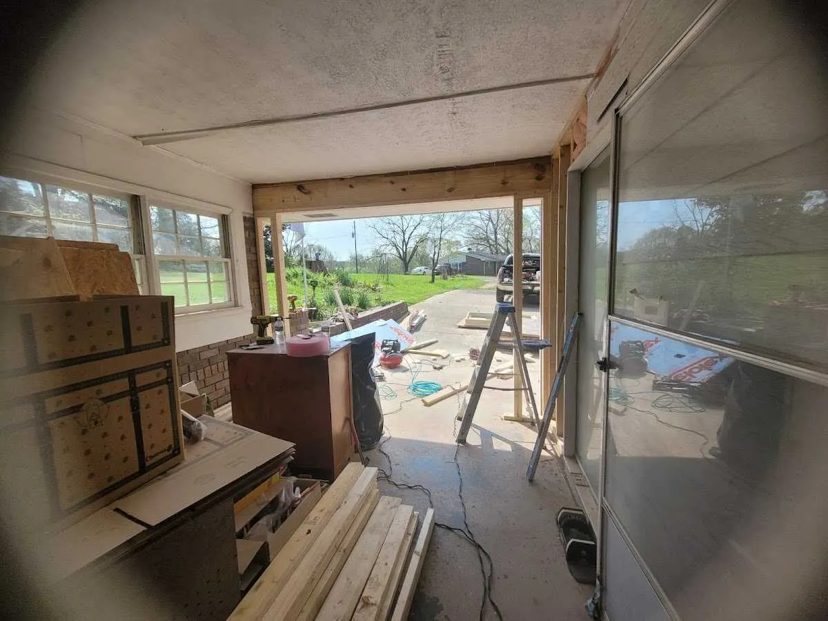 Air movers and dehumidifier for Water Mitigation Services in Lake of the Woods